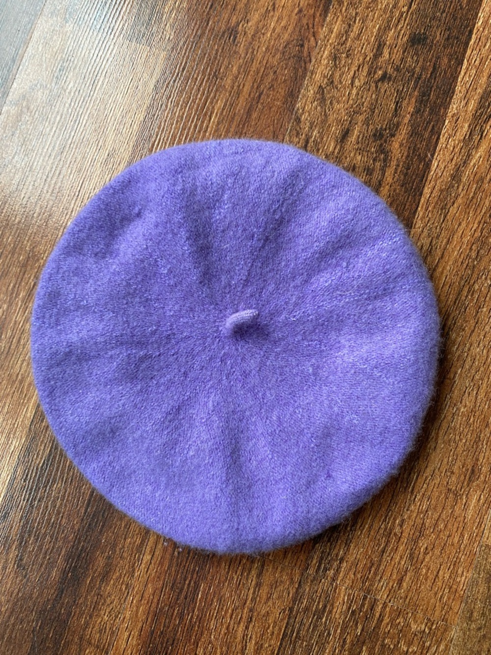 Vintage purple beret wool- no tags good condition